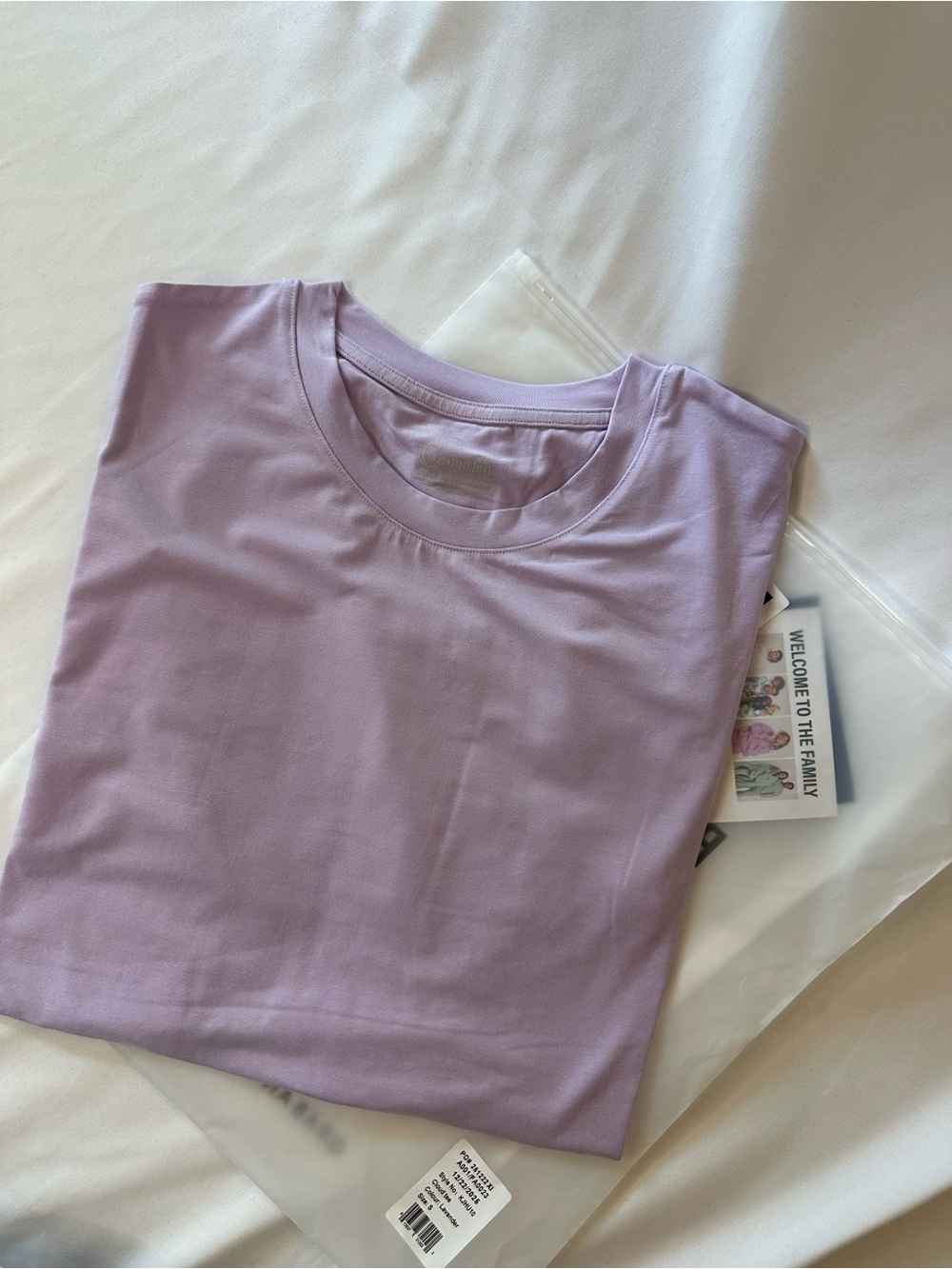 Comfrt Cloud Size Small Adult Unisex Brand New Lavender t-Shirt